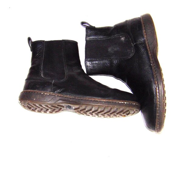 UGGs Size 11 Men\'s Black Boots main image 6